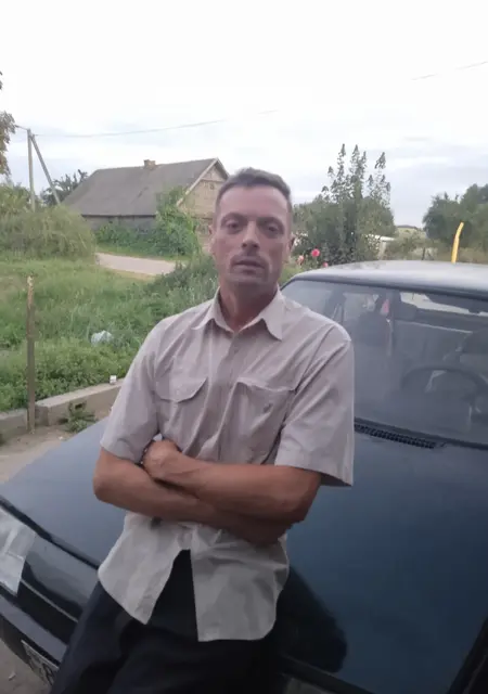 Я Павел, 43, из Большой Берестовицы, ищу знакомство для постоянных отношений