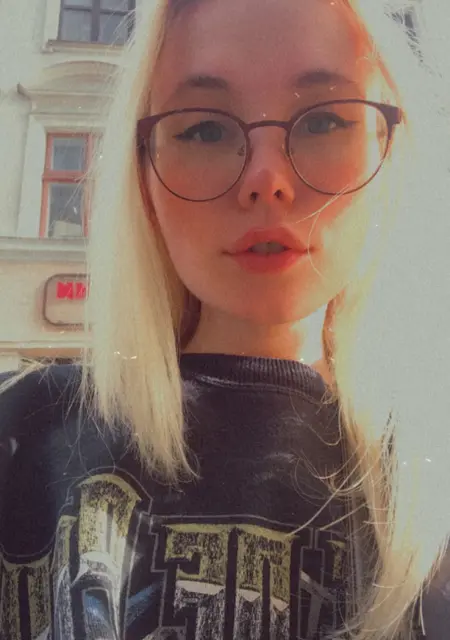 Даша из Львова, ищу на сайте знакомства на одну ночь