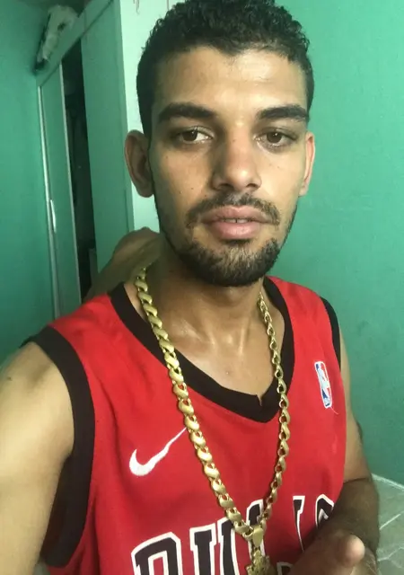 Richard из Бела-оризонти, ищу на сайте знакомства без обязательств