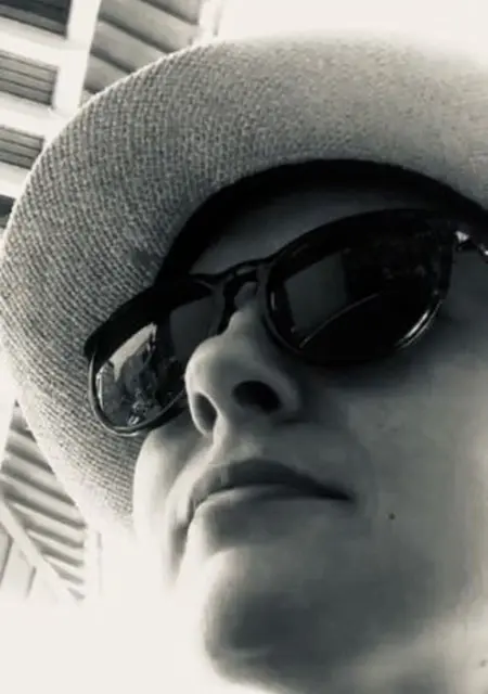 Deniz из Стамбула, мне 40, познакомлюсь