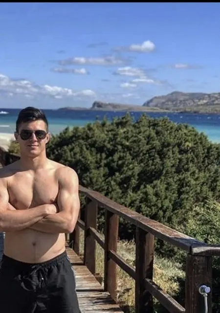 Я Андрей, 29, знакомлюсь без обязательств в Ужгороде