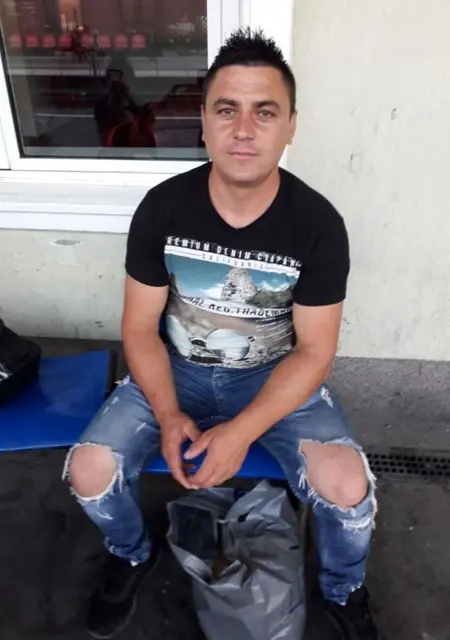 Я Marian, 33, из Бухареста, ищу знакомство