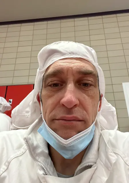 Soy Juanz, 48 años, conociéndome para relación sin ataduras en Girona