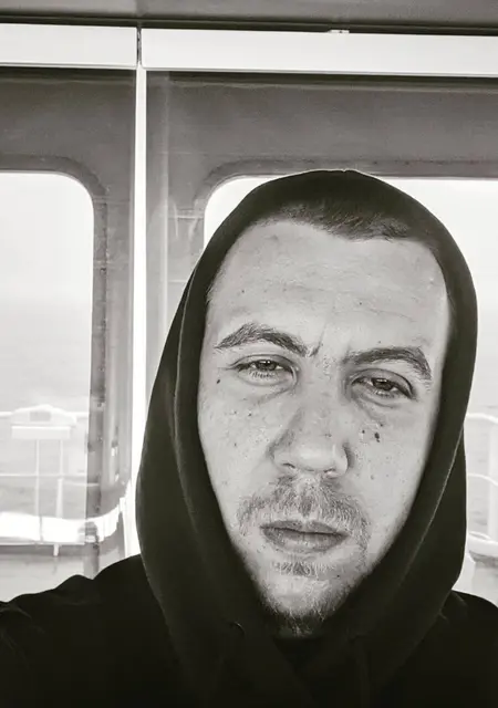 Сергей из Херсона, мне 37, познакомлюсь для общения