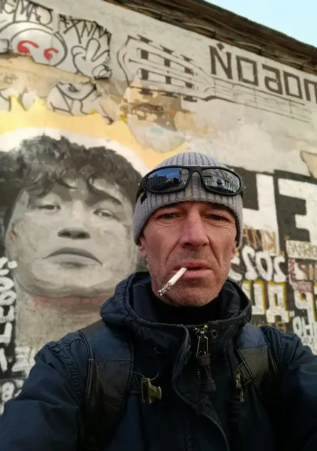 Валерий из Гомеля, мне 50, познакомлюсь для приятного времяпровождения