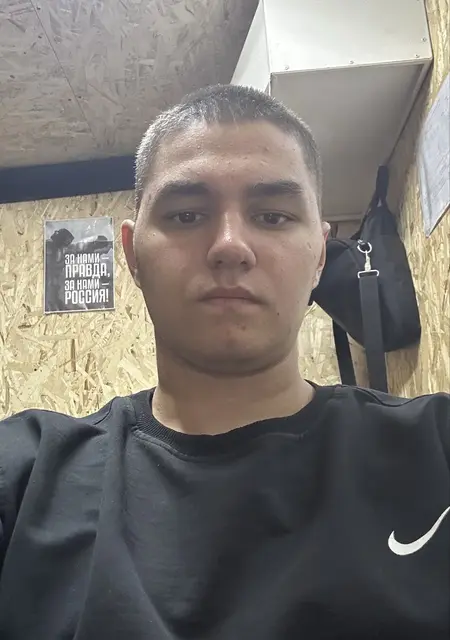 Серёга из Кишинёва, мне 22, познакомлюсь для вирта