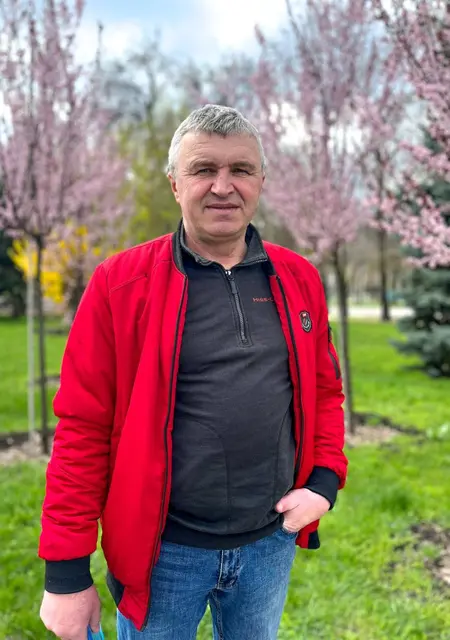 Вася з Кривого Рогу, мені 54 років, познайомлюсь на одну ніч