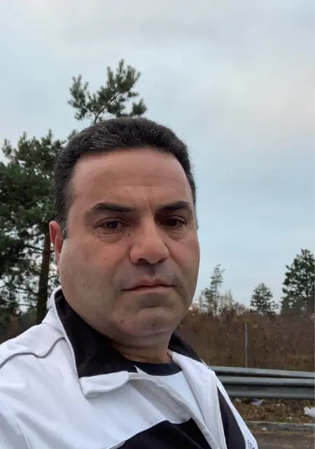 Sinan из Адана, ищу на сайте дружбу