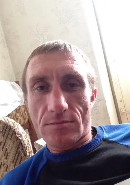 Я Петя, 41, из Ровно, ищу знакомство для приятного времяпровождения