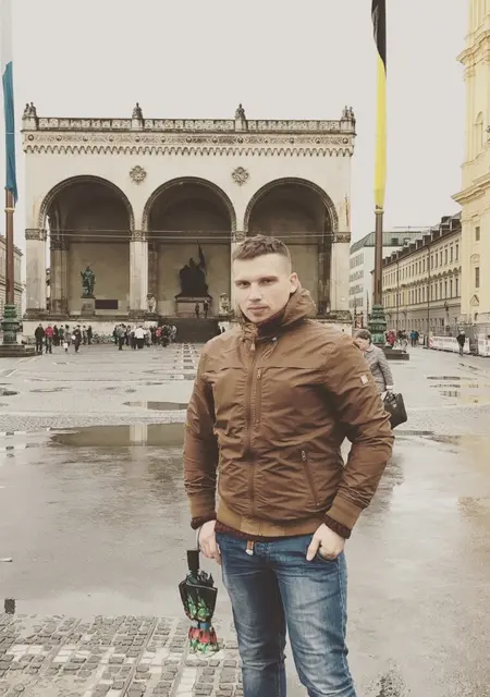 Я Андрей, 31, знакомлюсь без обязательств в Харькове