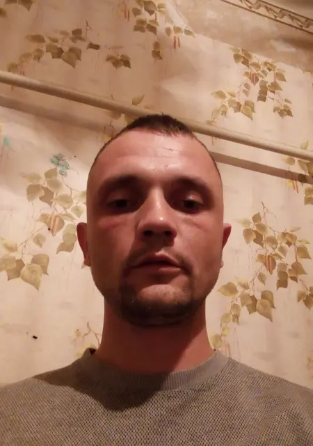 Я Сергей, 35 років з Новопскова, шукаю знайомство для приємного проведення часу