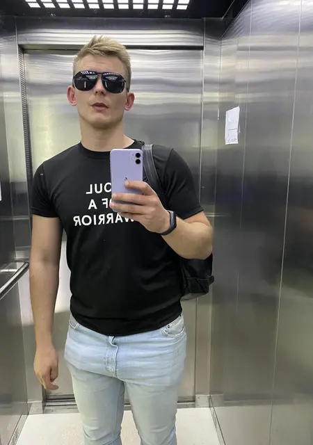 Oleh из Львова, мне 28, познакомлюсь на одну ночь