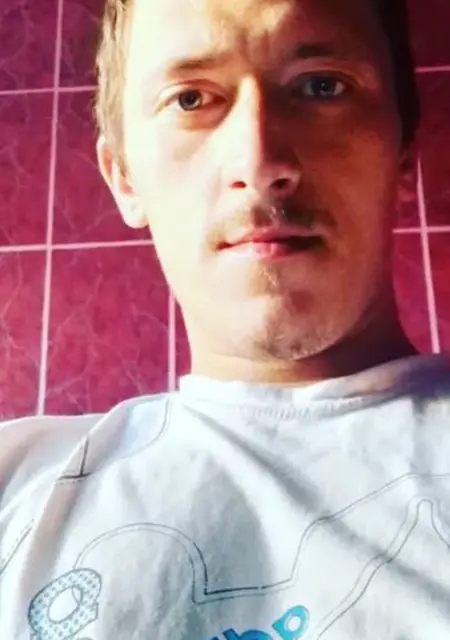 Саня из Запорожья, мне 28, познакомлюсь для приятного времяпровождения