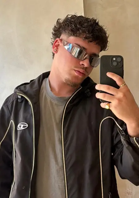 Я Javier, 20, из Виладеканс, ищу знакомства на одну ночь