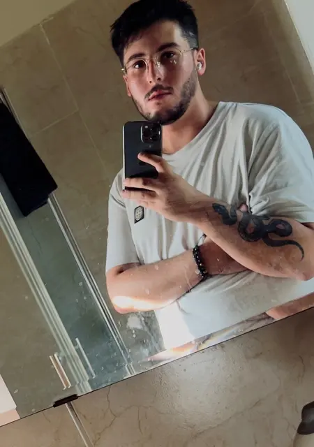 Matthew из Тель-авива, ищу на сайте дружбу