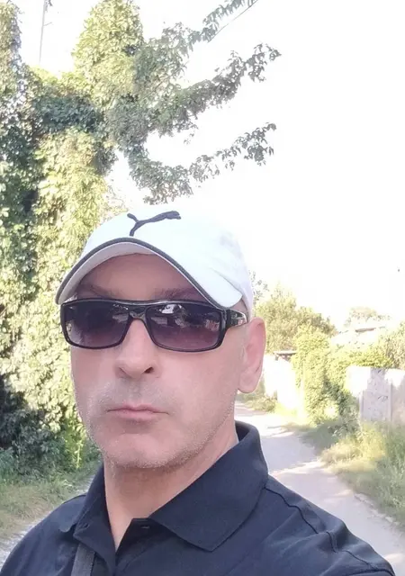 Я Игорь, 56 років, знайомлюсь без зобов'язань у Донецьку