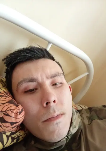 Я Ruslan, 31, знакомлюсь на одну ночь в Амвросиевке