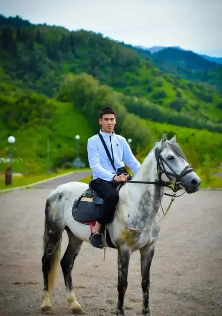 Я Магжан, 27, из Актобе, ищу знакомство для вирта