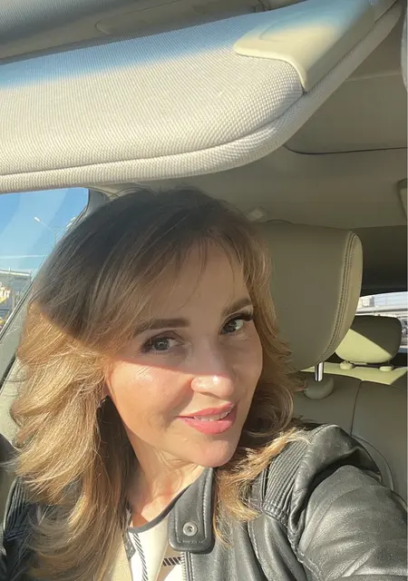 Я Оксана, 45, знакомлюсь для совместных путешествий в Копенгагене