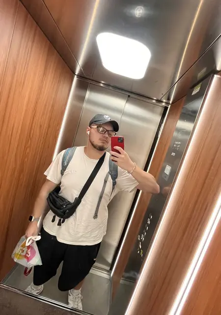 Я Jakub, 21, из Остравы, ищу знакомства без обязательств