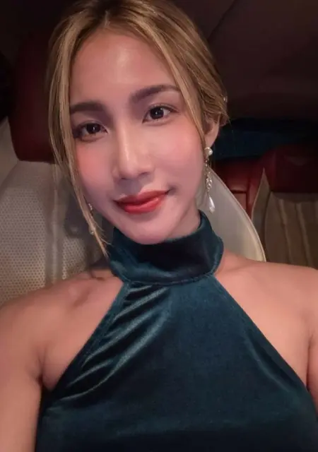 Я Lisa, 37, из Мумбаев, ищу знакомство для открытые отношения