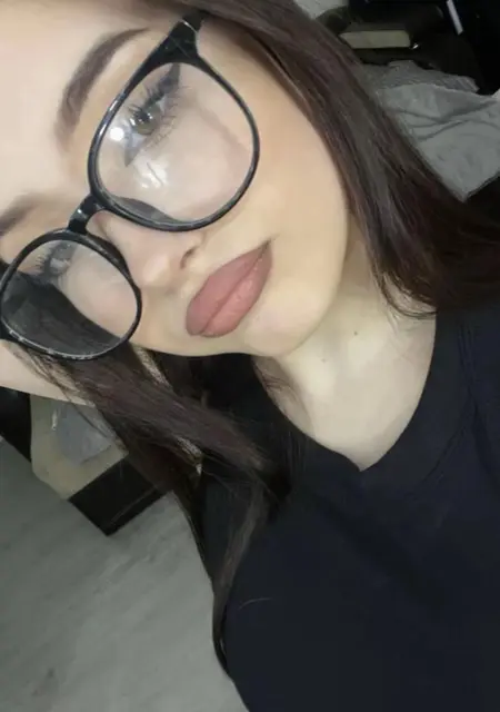 Ангелина из Амстердама, ищу на сайте вирта