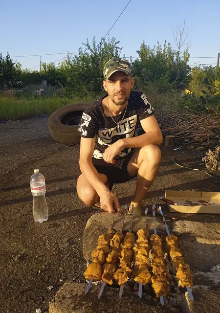 Vort з Мирнограда, мені 31 років, познайомлюсь на одну ніч