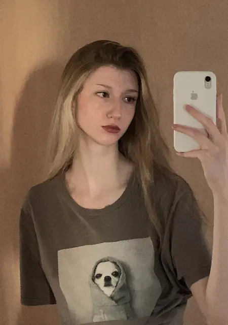 Mary из Минска, мне 21, познакомлюсь для постоянных отношений