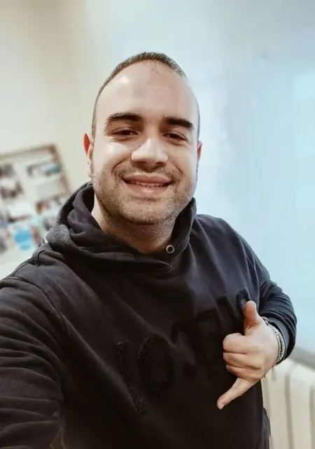 Я Adri, 28, знакомлюсь в Мадриде