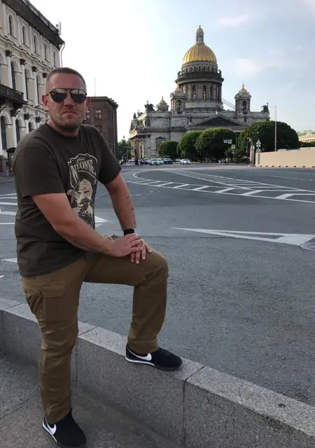 Егор из Донецка, мне 37, познакомлюсь на одну ночь