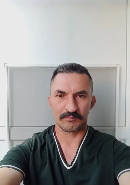 Я Олександр, 53, из Кропивницкого, ищу знакомства на одну ночь