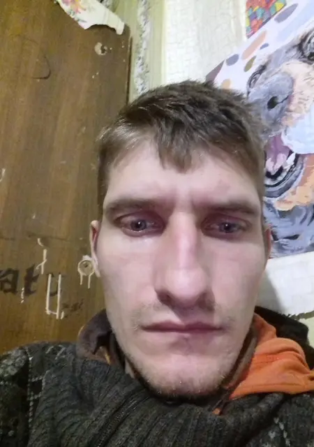 Я Олег, 27, знакомлюсь без обязательств в Кропивницком