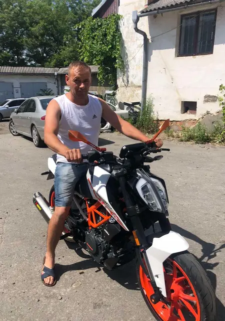 Я Roma, 45, знакомлюсь для вирта в Черновцах