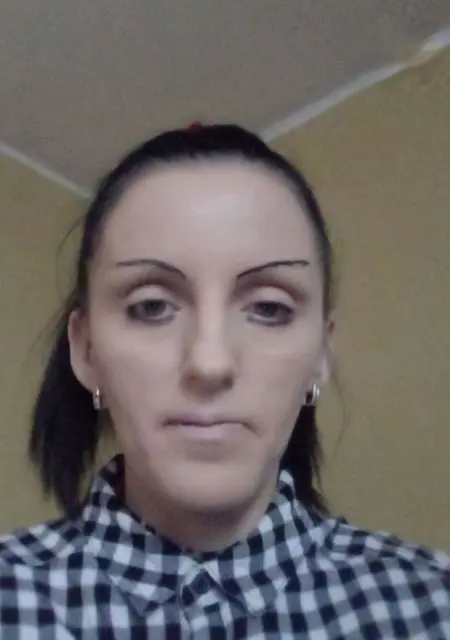 Karolinka из Варшавы, мне 36, познакомлюсь