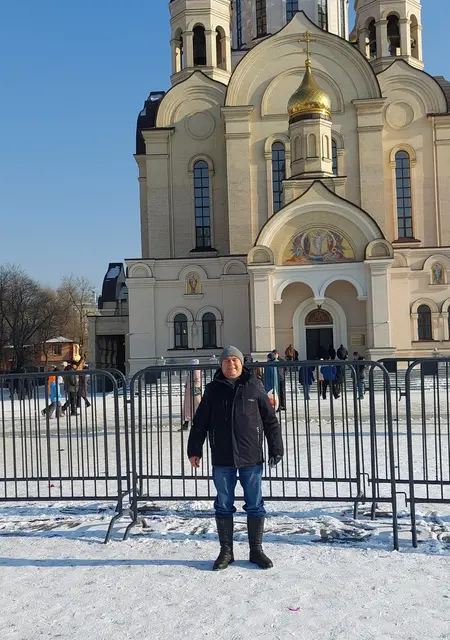 Я Евгений, 60, знакомлюсь на одну ночь в Амстердаме
