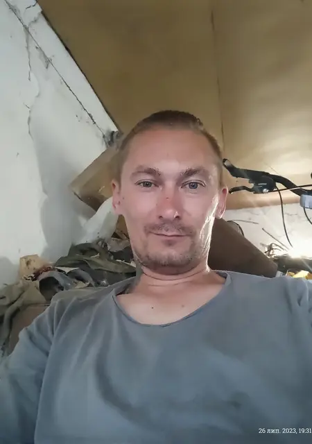 Славик из Краматорска, мне 38, познакомлюсь на одну ночь