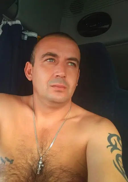 Vova из Николаева, ищу на сайте знакомства на одну ночь