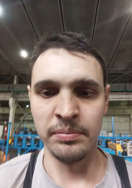 Я Владимир, 33, из Караганды, ищу знакомства на одну ночь