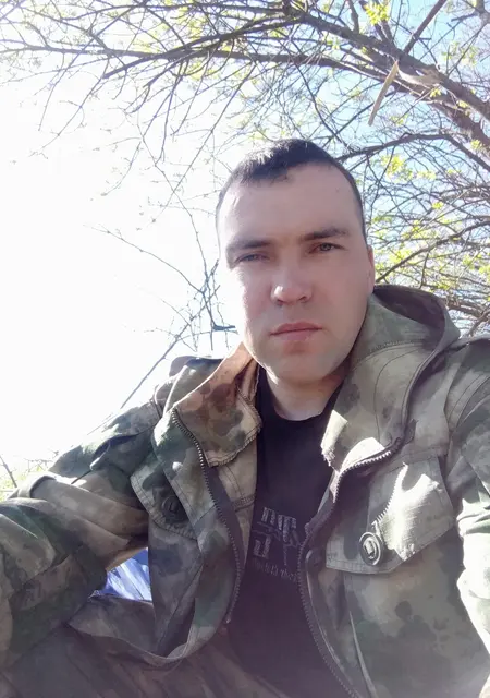 Ваня з Новопскова, мені 34 років, познайомлюсь на одну ніч