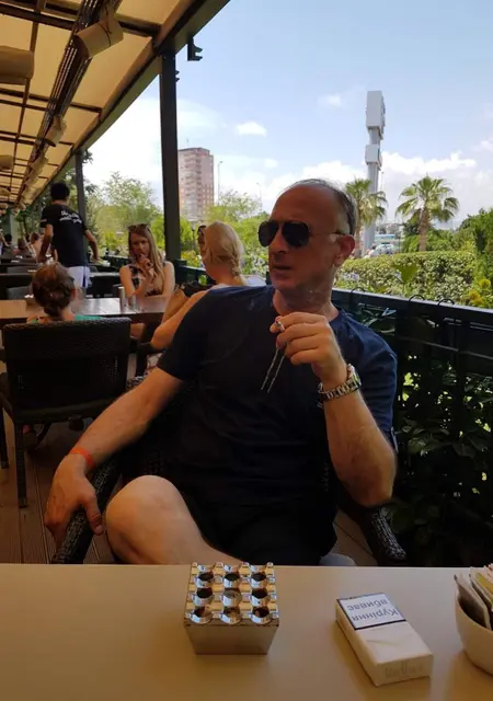 Я Edd, 57 років, знайомлюсь для постійних стосунків у Харкові