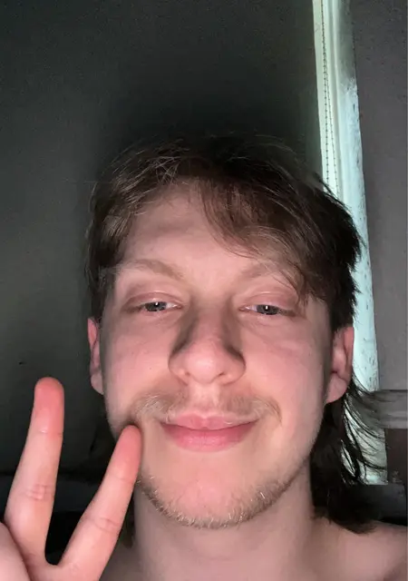 I'm Tino, 23, looking to meet for one-night stand in Dagenham