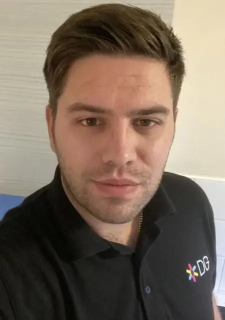 Joe из Лондона, мне 27, познакомлюсь