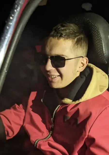 Олег з Жовті Води, шукаю на сайті знайомства без зобов'язань