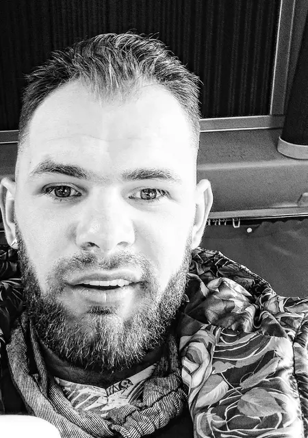 Василь из Самбора, ищу на сайте знакомства на одну ночь