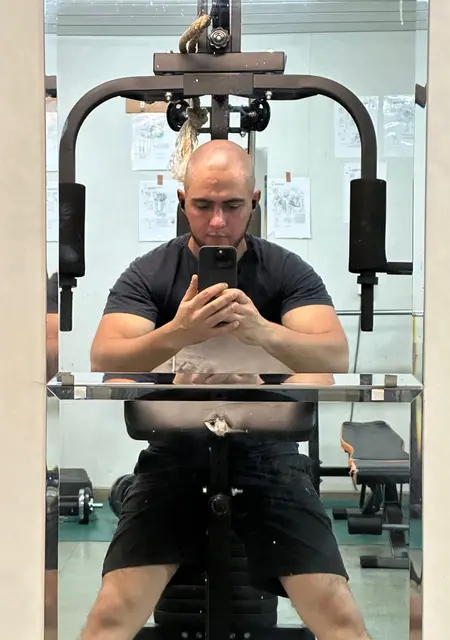 Vadym из Софии, ищу на сайте знакомства без обязательств