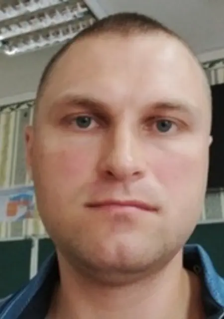 Я Анатолий, 31, из Мелитополя, ищу знакомства без обязательств