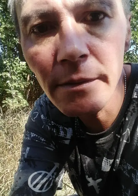 Я Дмитрий, 47 років, знайомлюсь без зобов'язань у Донецьку