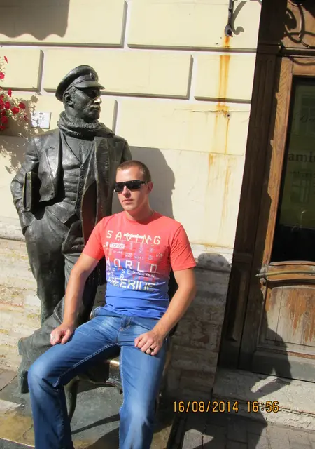 Александр из Вилейки, ищу на сайте знакомства без обязательств