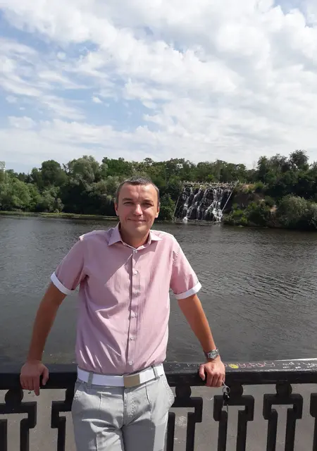 Александр з Запоріжжя, шукаю на сайті спільні подорожі