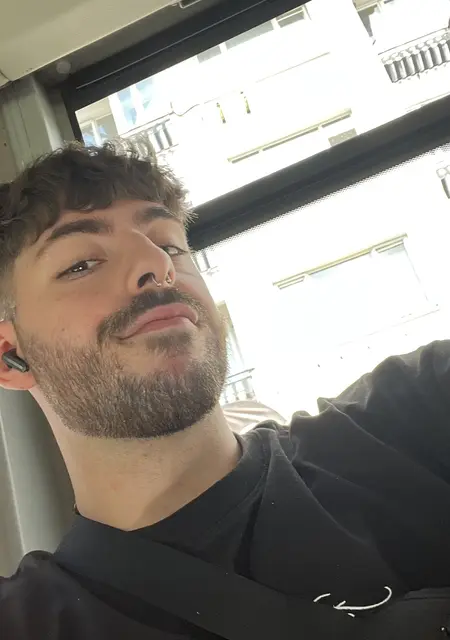 Victor из Асукека-де-Энарес, мне 39, познакомлюсь для приятного времяпровождения